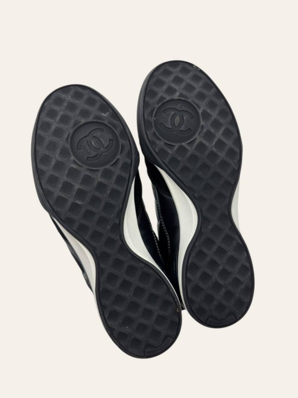 Chanel Quilted Sneaker Size 35