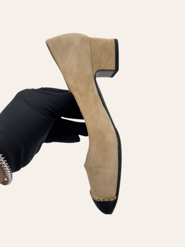 Chanel CC Pumps Size 36