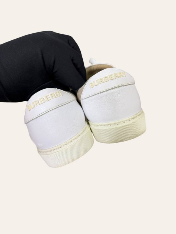 Burberry Checkered Sneaker Size 39