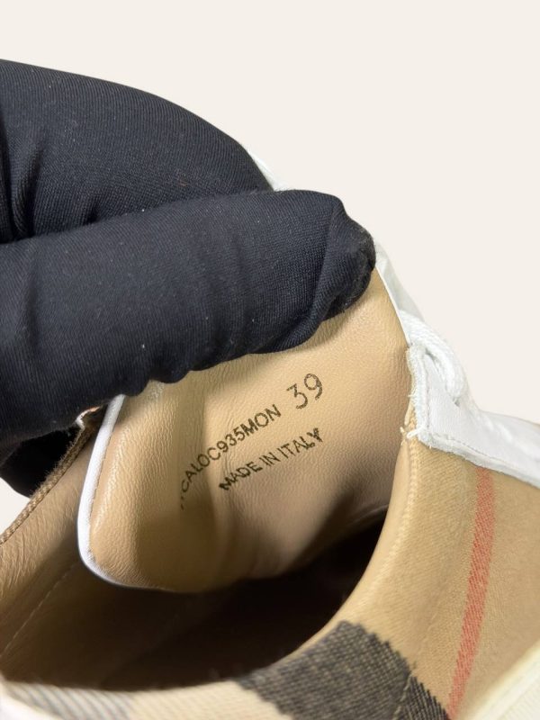 Burberry Checkered Sneaker Size 39