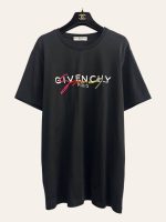 Givenchy T-Shirt